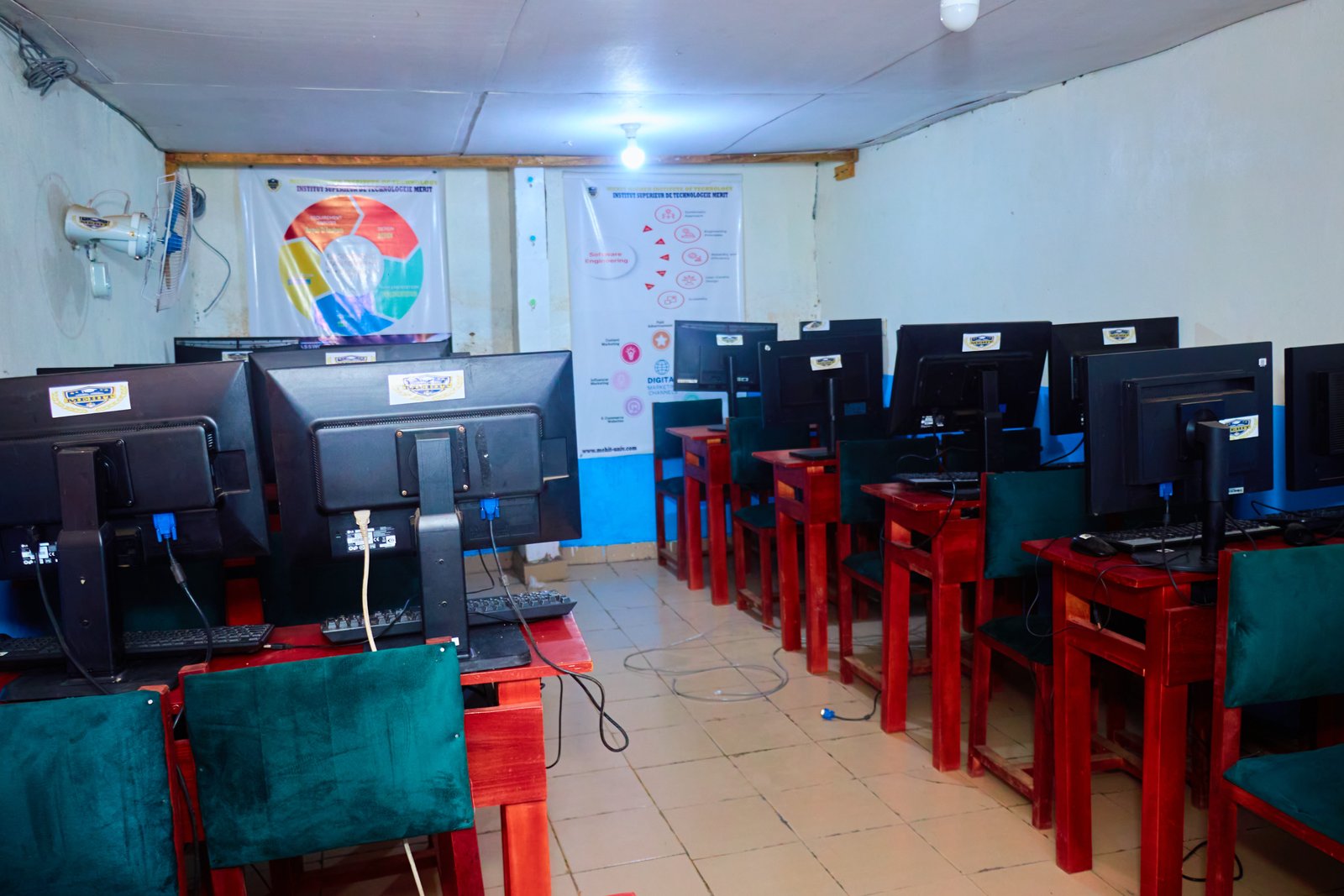 Students working in a software engineering lab on coding, databases, testing and digital project development